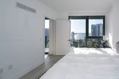 121 NE 34th St #2505, Miami, FL 33137 - Photo 15