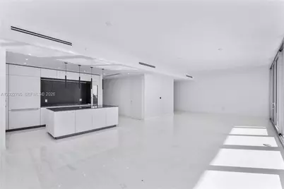 300 Biscayne Blvd Way #1802, Miami, FL 33131 - Photo 9