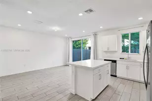 2430 SE 10th Ct, Homestead, FL 33035 - Photo 7