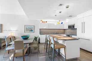 68 SE 6th St, Miami, FL 33131 - Photo 3