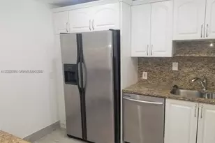 100 Bayview Dr, Sunny Isles Beach, FL 33160 - Photo 5