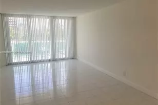 100 Bayview Dr, Sunny Isles Beach, FL 33160 - Photo 7