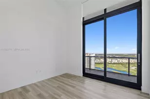 101 Diplomat Pkwy, Hallandale Beach, FL 33009 - Photo 29
