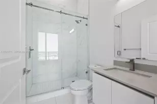 101 Diplomat Pkwy, Hallandale Beach, FL 33009 - Photo 27