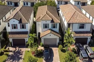 9794 W 34th Ct, Hialeah, FL 33018 - Photo 19