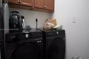 9794 W 34th Ct, Hialeah, FL 33018 - Photo 25