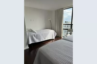 1450 Brickell Bay Dr #1907, Miami, FL 33131 - Photo 9