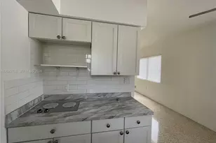 940 SW 4th Ave, Miami, FL 33130 - Photo 9