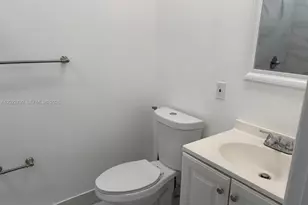 2347 NW 107th Ave, Sunrise, FL 33322 - Photo 5