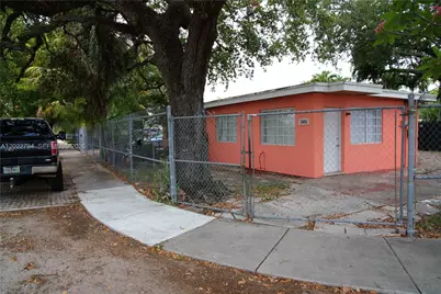 3401 NW 15th St, Miami, FL 33125 - Photo 1