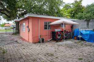 3401 NW 15th St, Miami, FL 33125 - Photo 3