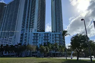 1900 N Bayshore Dr, Miami, FL 33132 - Photo 21