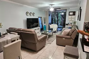 212 Lake Pointe Dr, Oakland Park, FL 33309 - Photo 17