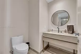 18975 Collins Ave, Sunny Isles Beach, FL 33160 - Photo 39