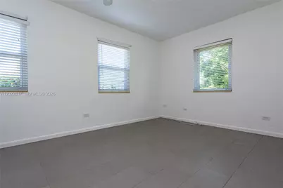 66 NW 87th St, El Portal, FL 33150 - Photo 23