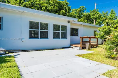 66 NW 87th St, El Portal, FL 33150 - Photo 19