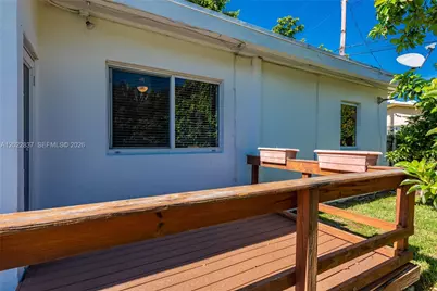 66 NW 87th St, El Portal, FL 33150 - Photo 11