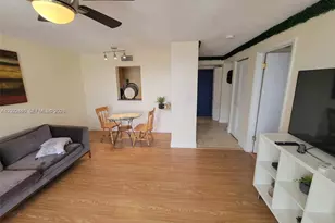 1740 NW N River Dr, Miami, FL 33125 - Photo 9