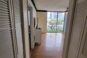 1740 NW N River Dr, Miami, FL 33125 - Photo 11