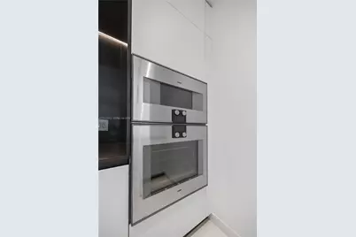 [Address not provided], Miami, FL 33131 - Photo 17