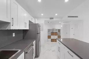 19390 Collins Ave, Sunny Isles Beach, FL 33160 - Photo 13