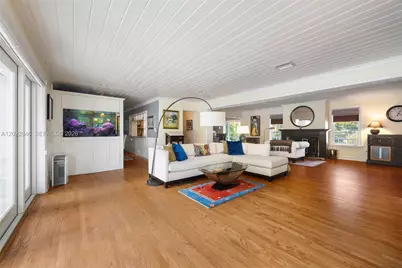 7290 SW 77th Ter, Miami, FL 33143 - Photo 11