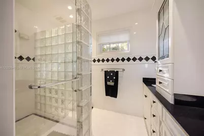 7290 SW 77th Ter, Miami, FL 33143 - Photo 27