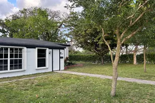 1795 NE 175th St, North Miami Beach, FL 33162 - Photo 3