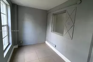 1795 NE 175th St, North Miami Beach, FL 33162 - Photo 25