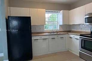 1795 NE 175th St, North Miami Beach, FL 33162 - Photo 15