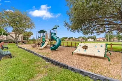 11009 Mainsail Dr #11009, Cooper City, FL 33026 - Photo 33