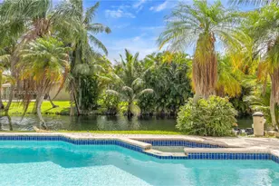 321 NW 96th Ave, Pembroke Pines, FL 33024 - Photo 35