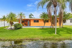 321 NW 96th Ave, Pembroke Pines, FL 33024 - Photo 5