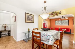 321 NW 96th Ave, Pembroke Pines, FL 33024 - Photo 9