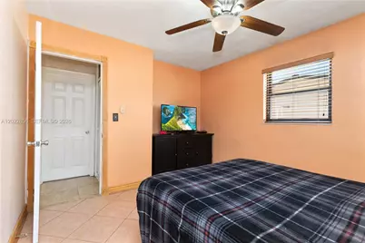 321 NW 96th Ave, Pembroke Pines, FL 33024 - Photo 11