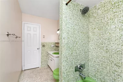 321 NW 96th Ave, Pembroke Pines, FL 33024 - Photo 11