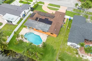 321 NW 96th Ave, Pembroke Pines, FL 33024 - Photo 31