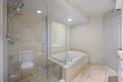 20185 E Country Club Dr #1104, Aventura, FL 33180 - Photo 19
