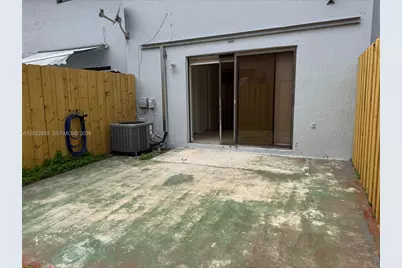 10904 NW 7th St #203, Miami, FL 33172 - Photo 7