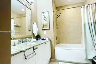 19501 W Country Club Dr, Aventura, FL 33180 - Photo 5
