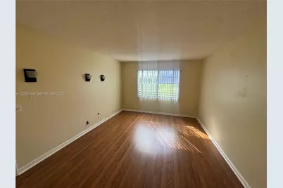 1200 SW 125th Ave #208L, Pembroke Pines, FL 33027 - Photo 3