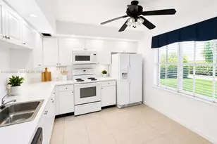 1200 SW 125th Ave, Pembroke Pines, FL 33027 - Photo 1