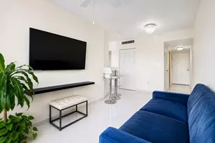 2899 Collins Ave, Miami Beach, FL 33140 - Photo 5