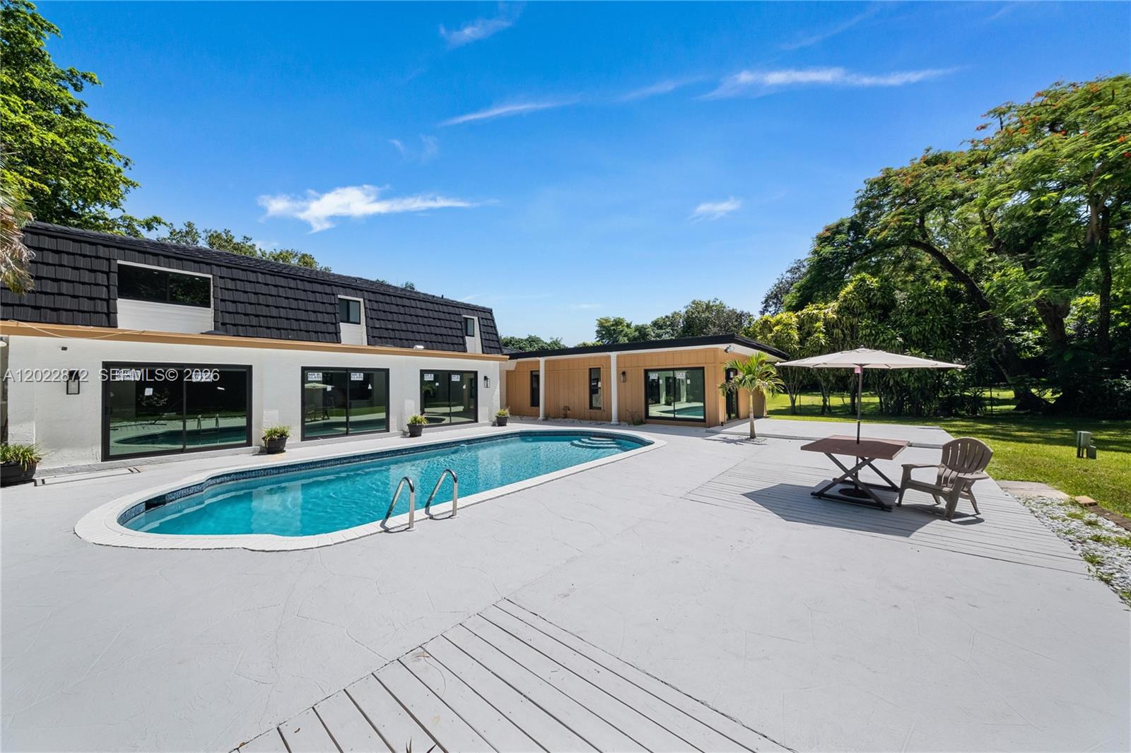 11640 SW 37th Ct - 11640 SW 37th Ct, Davie, FL 33330 Luxury Property | Jose Angel Pina