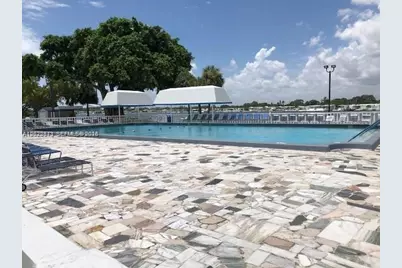 110 Marine Lake Dr, Hallandale Beach, FL 33009 - Photo 25