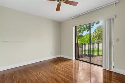 1530 W Harmony Lake Cir, Davie, FL 33324 - Photo 31
