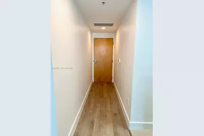 244 Biscayne Blvd #1805, Miami, FL 33132 - Photo 19