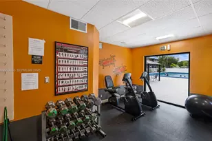 950 Hillcrest Dr, Hollywood, FL 33021 - Photo 25