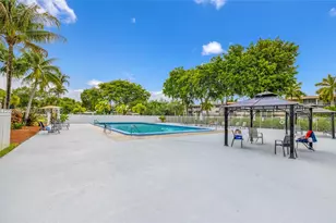 950 Hillcrest Dr, Hollywood, FL 33021 - Photo 23