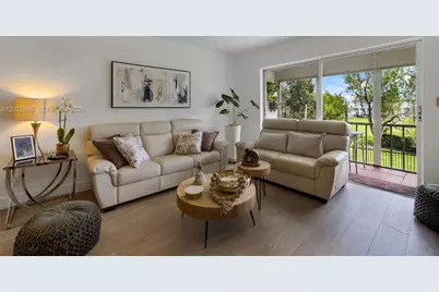 950 Hillcrest Dr #212, Hollywood, FL 33021 - Photo 7